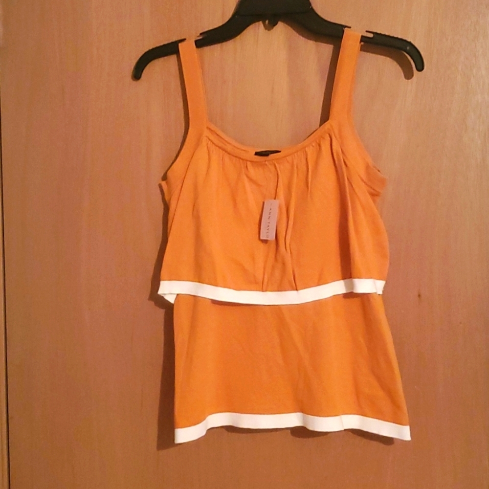Women sleeveless tank